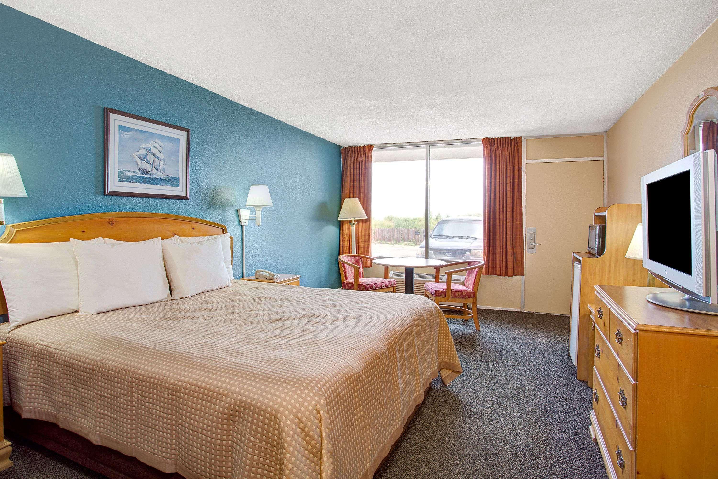 Casa Del Mar Hotel Norfolk Exterior photo